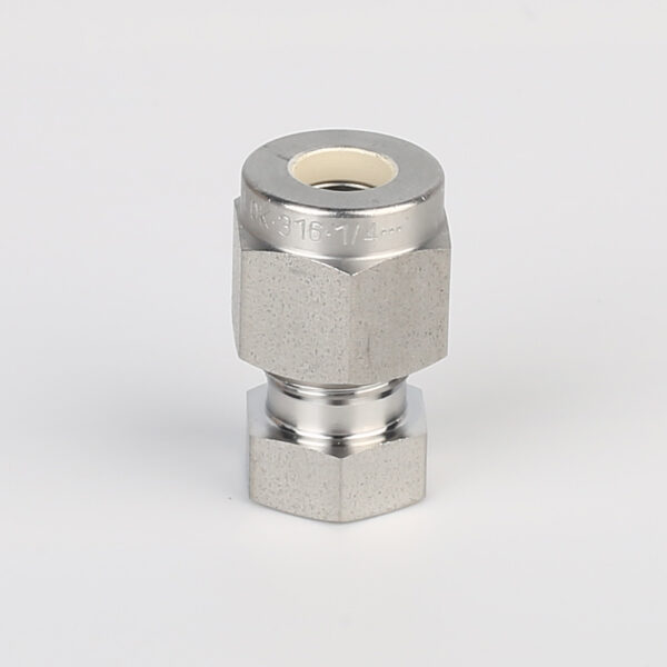 7108L Cylinder Cap Connectors For Ultra High Purity Gases