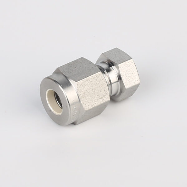 7108L Cylinder Cap Connectors For Ultra High Purity Gases