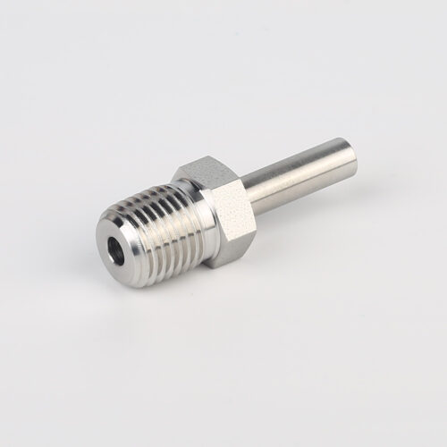 739 High Purity LMR Male Adapter Tube To Pipe Fittings And Adapters