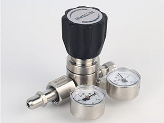 Ultra High Purity Two Stage Dual Stage Pressure Reducing Regulator Semiconductor Grade Regulators